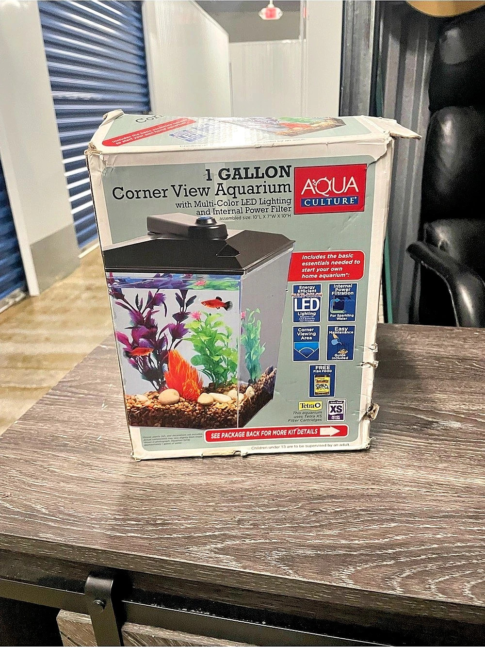 Aqua Culture 1 Gallon Corner View Aquarium Kit